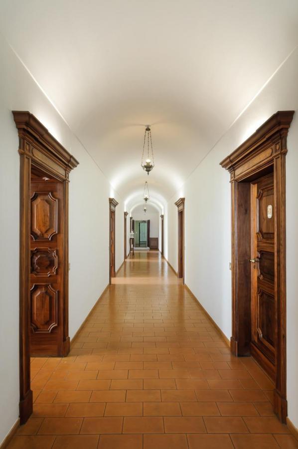 Convento Di San Francesco Mondaino Bed and Breakfast Kamer foto