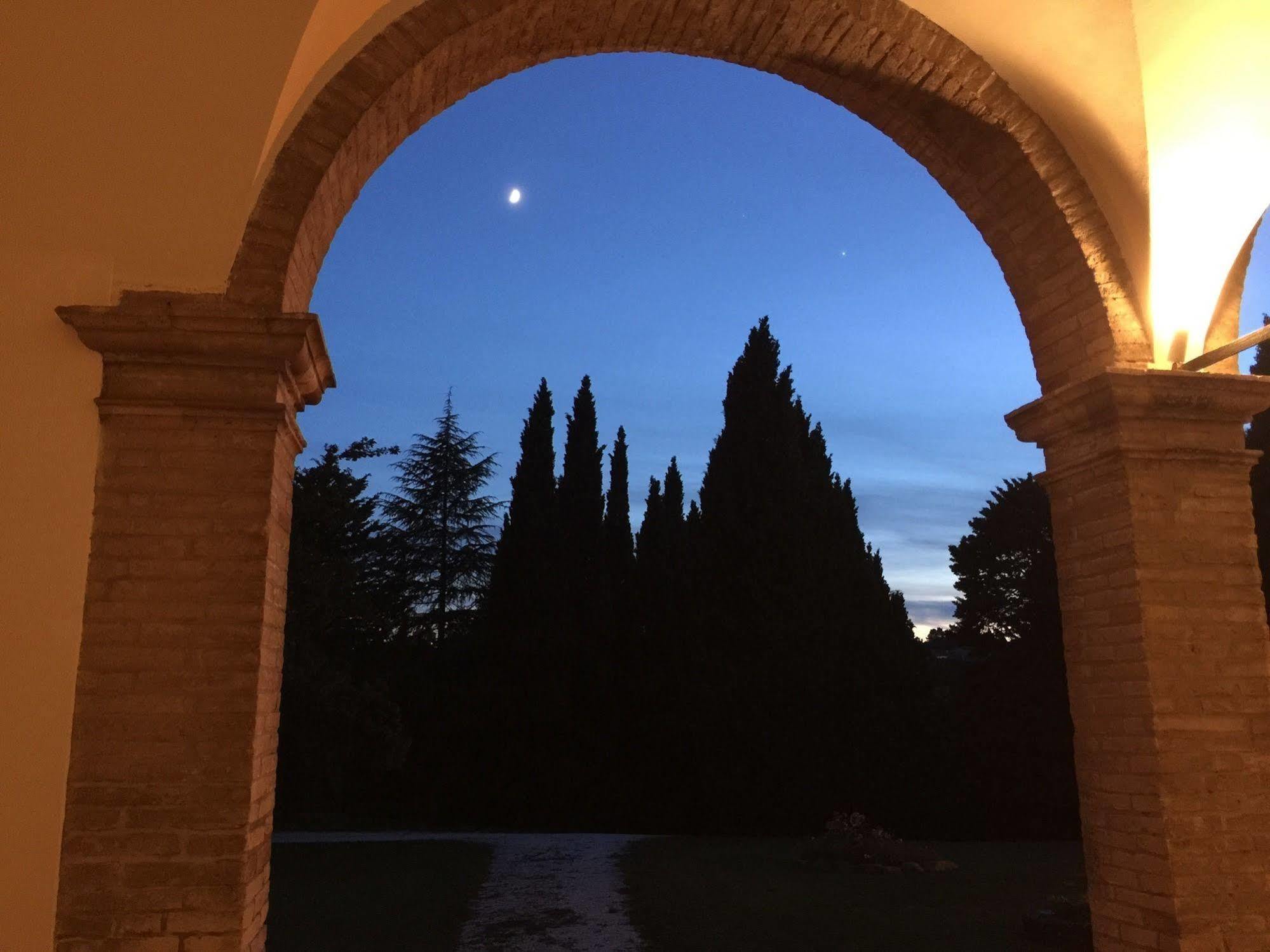 Convento Di San Francesco Mondaino Bed and Breakfast Buitenkant foto